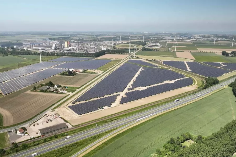 Solar farm Koegorspolder